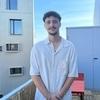 Tom: Mes caresses sont irrésistibles !