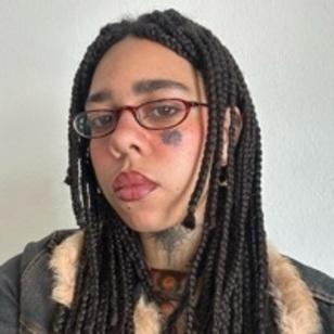 Shadé avatar