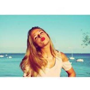 Celine  avatar