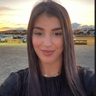 Emine avatar