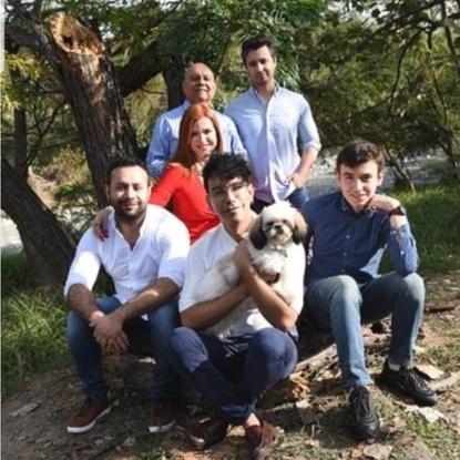 Avec ma famille au Mexique et Luka, le nouveau chien de ma mère 