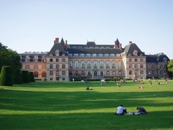 Le parc de la Cité où j'habite