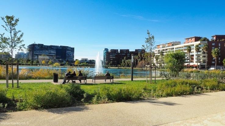 (Zone de promenade (bassin Jacques coeur)