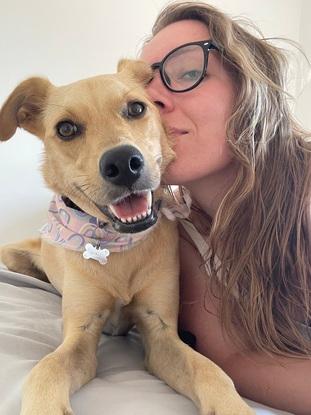 c'est mon chien son nom est Manteiga (« beurre », en français)