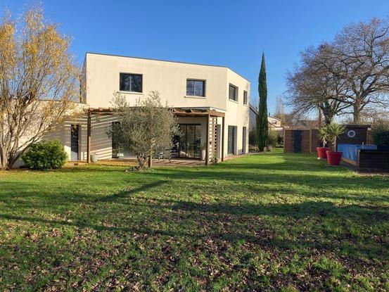 Maison et jardin