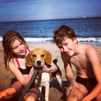 Marilou, Dimitri et un copain rencontré à la plage
